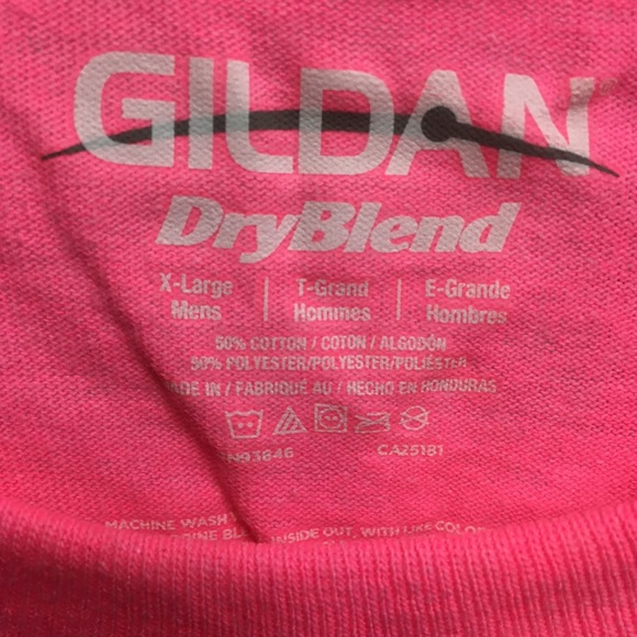 💞 2 for $4 sale (specially priced items must go)💞 Neon pink t-shirt XL - Picture 7 of 7